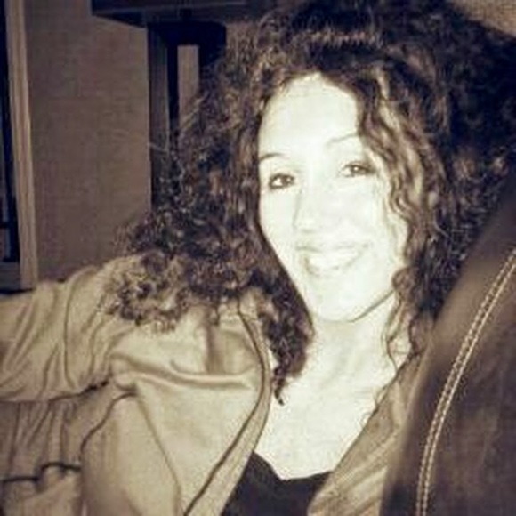 Meet your Posher, Shannon - Picture 1 of 1